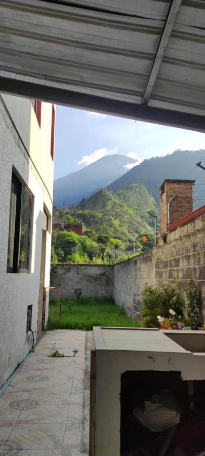 Elegante Apartamento Con Vistas Al Volcan Tungurahua بانيوس المظهر الخارجي الصورة