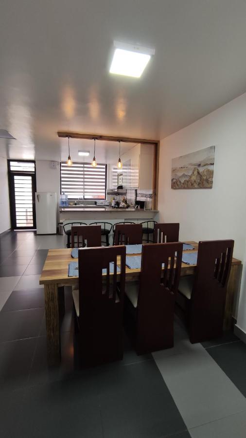 Elegante Apartamento Con Vistas Al Volcan Tungurahua بانيوس المظهر الخارجي الصورة